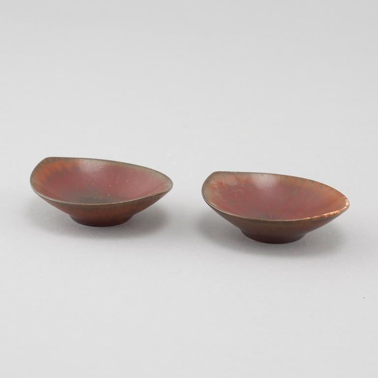 Seven stoneware and porcelain items from Rörstrand, third quarter of the 20th century.
