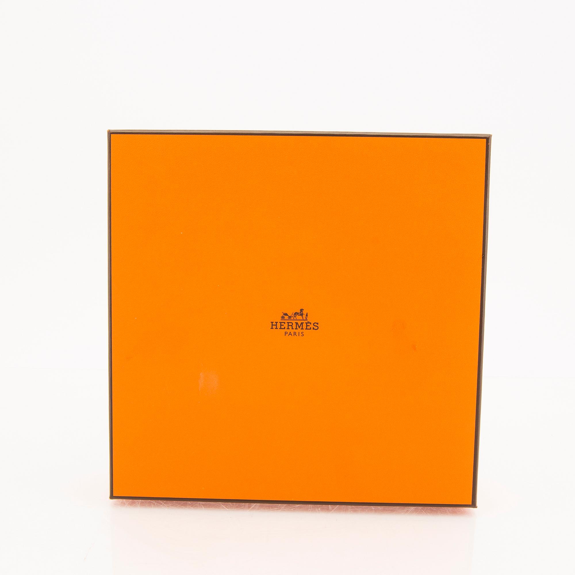 Hermès, scarf.