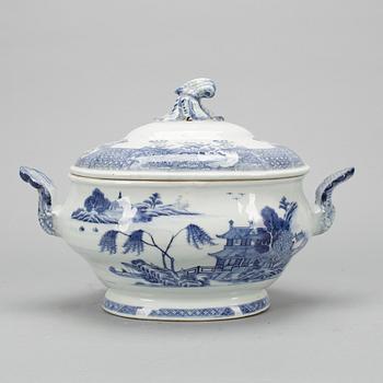 TERRIN, porslin, Kina, sen Qianlong (1736-95).