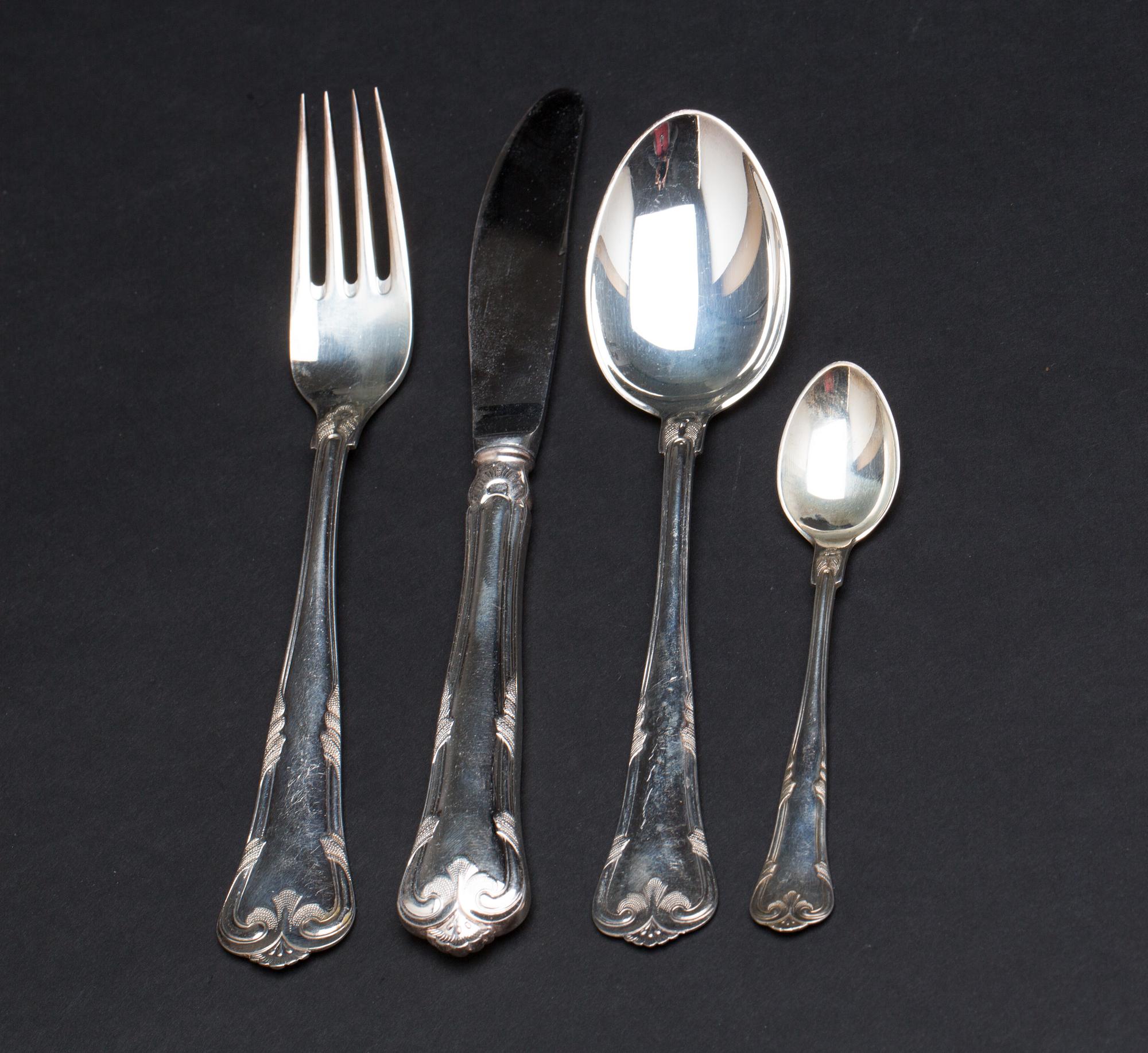 BESTICKUPPSÄTTNING, 6+6+6+6, silver. Köpenhamn. Ca 1050g.