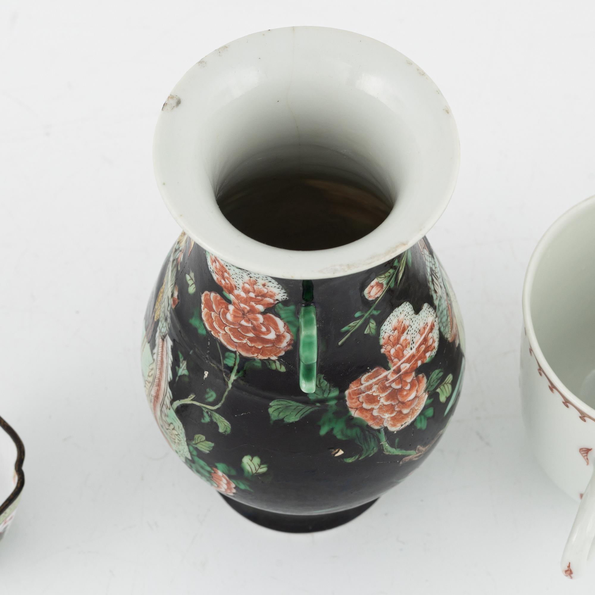 Vas, kopp samt vinkopp, 3 delar, Kina, bl a Qianlong (1736-95).