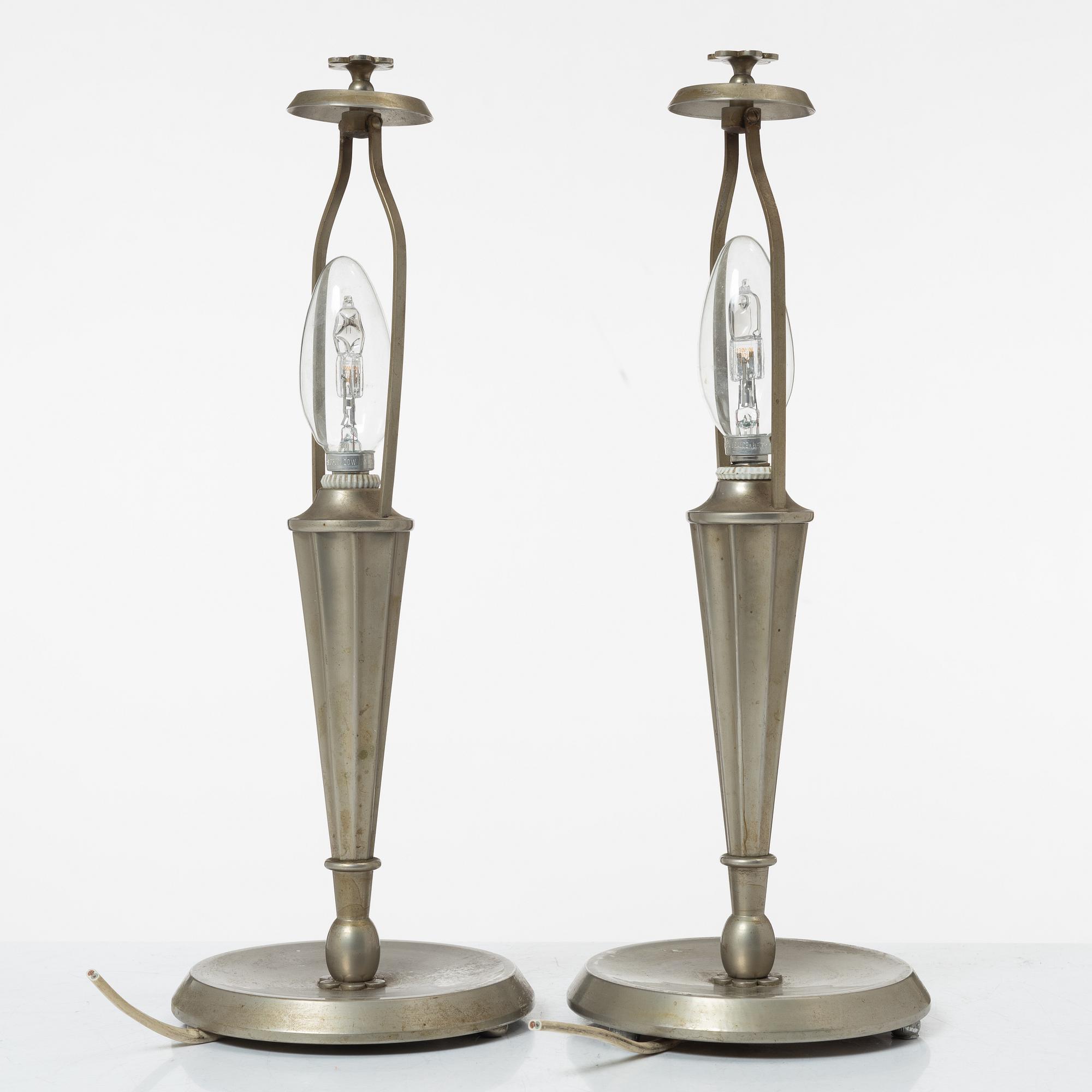 Harald Notini, Table lamps, a pair, model 6898, Böhlmarks lamp factory, Stockholm 1920s-30s.