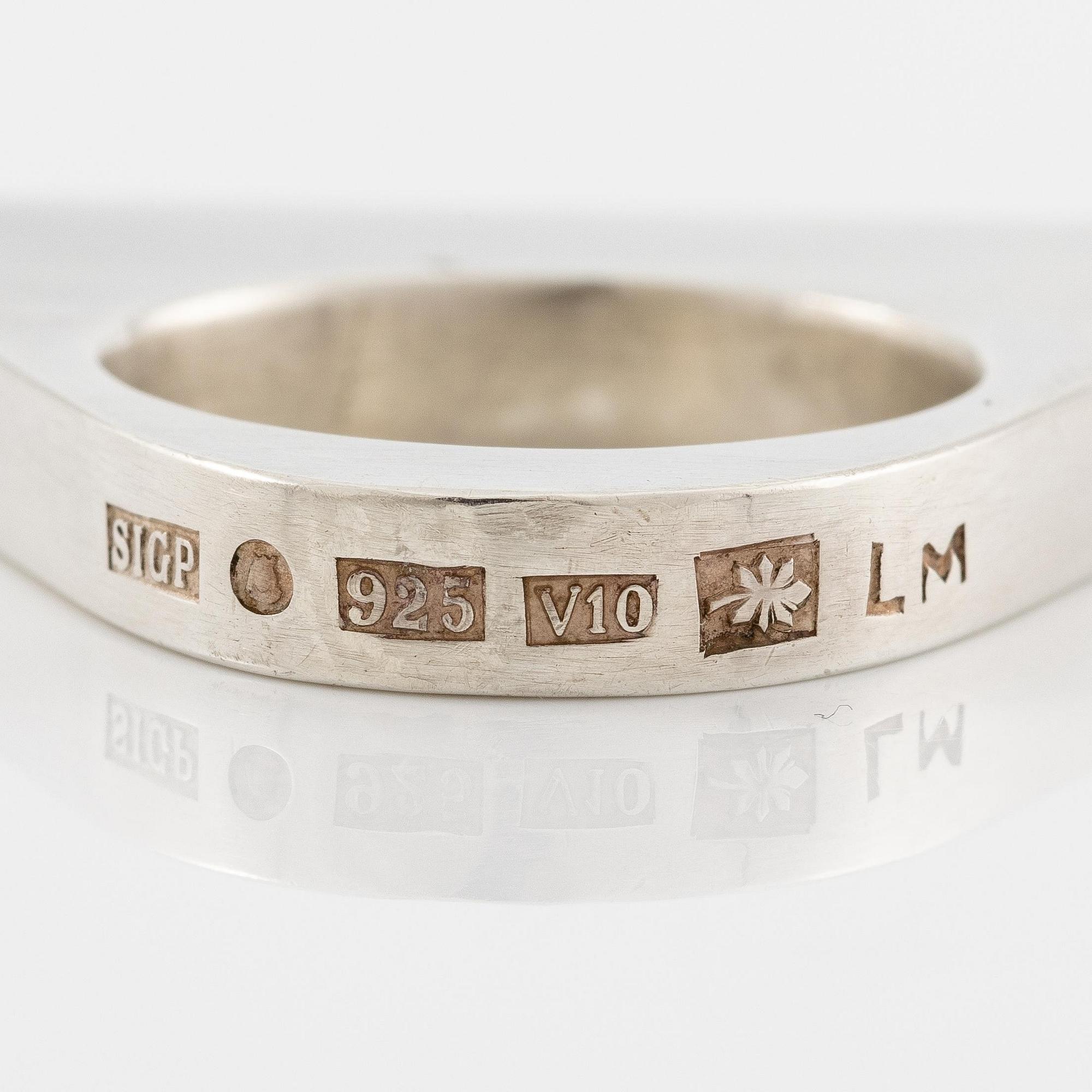 Sigurd Persson, a ring, sterling silver with gilding, Stockholm 1995.