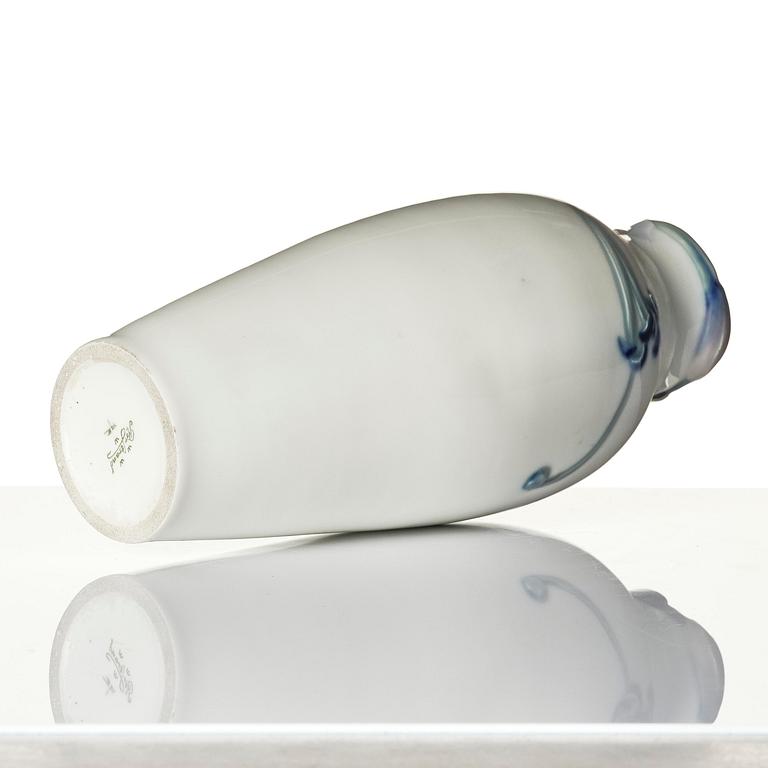 Algot Erikson, an Art Nouveau porcelain vase, Rörstrand, ca 1900.