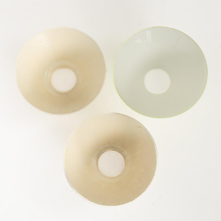 Taklampa, så kallad biljardlampa, jugend, tidigt 1900-tal.