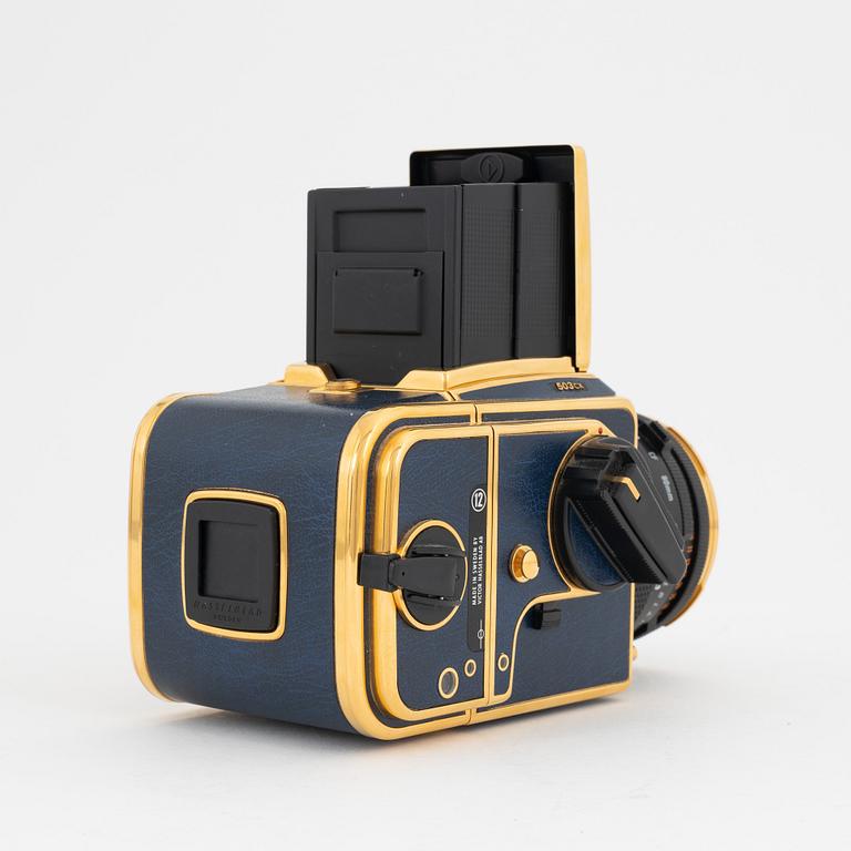 Hasselblad 503CX, 'Golden Blue', 50:års jubileumsmodell, no. 407.