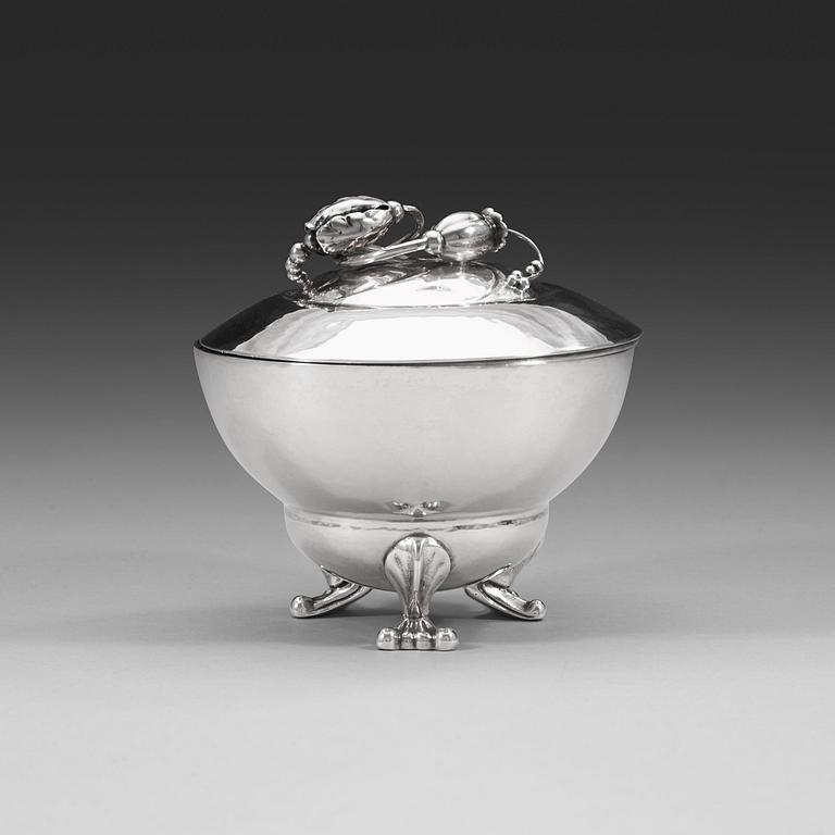 GEORG JENSEN, skål med lock "Magnolia/Blossom", Köpenhamn ca 1915-21,.