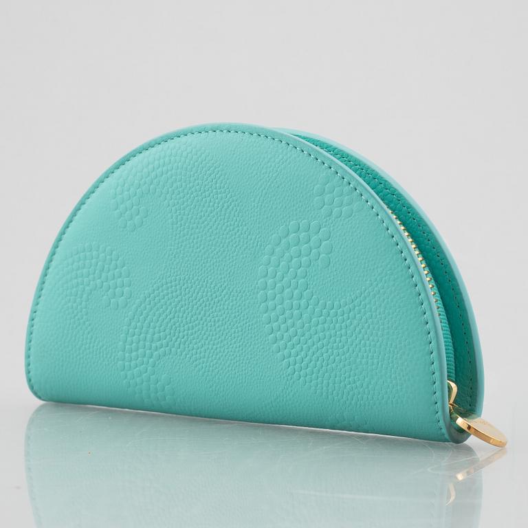 Tiffany & Co, a wallet.