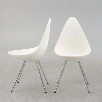 Arne Jacobsen, a set of four 'Drop' chiars, Fritz Hansen, Denmark 2019.