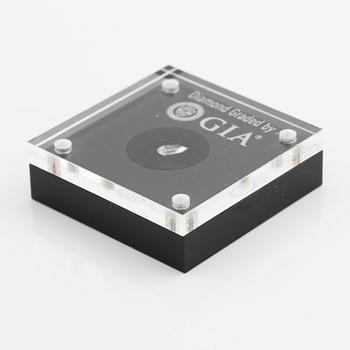 Faint pink pear-shaped diamond, 0.50 ct. Accompanied by GIA report.