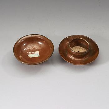 Cup with stand, glaced in russet brown, Song dynasty (960-1279).