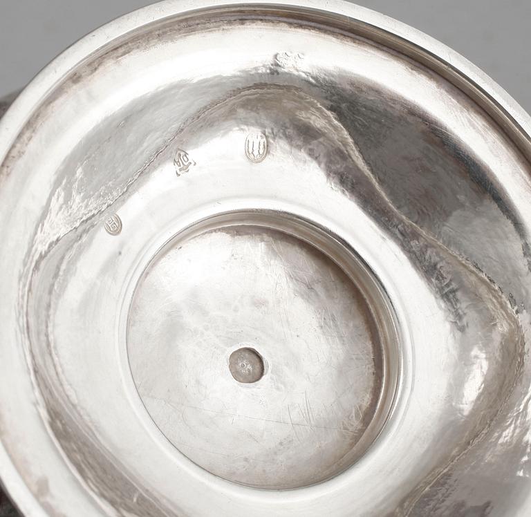 A silver sugar bowl, assay master Christian F Heise in Copenhagen, 1918, weigth 495 g.