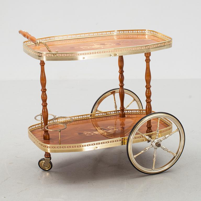 SERVERINGSVAGN, 1900-talets första hälft.