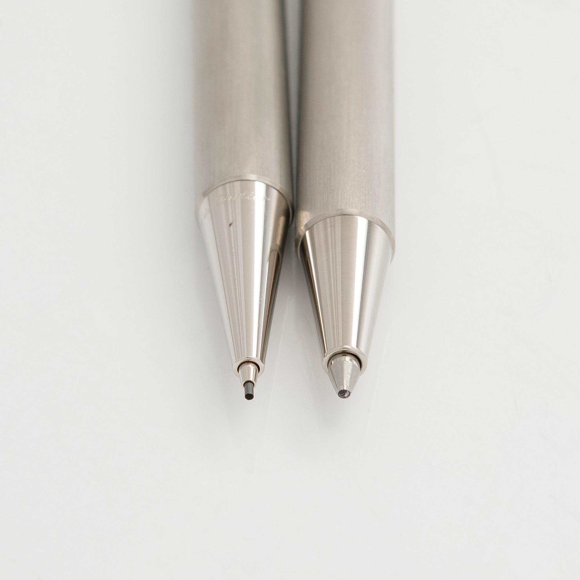 Cartier, pennor, 2 st, "must de Cartier".