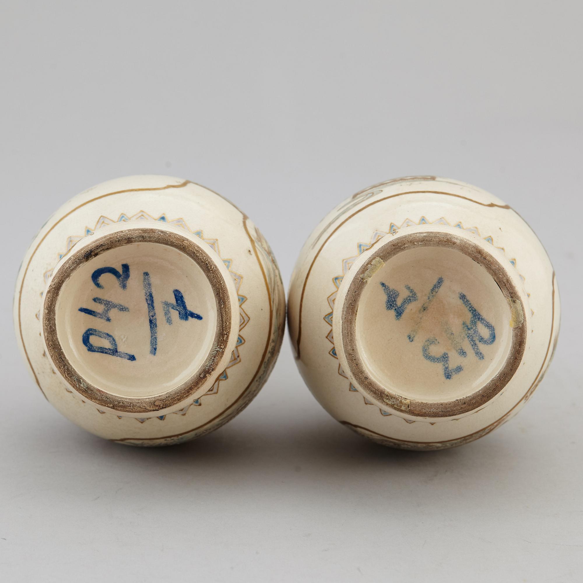 A pair of satsuma vases, Japan, Meiji (1868-1912).