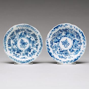 Six (2+2+2) blue and white cups with five (2+2+1) dishes, Qing dynasty, Kangxi (1662-1722).