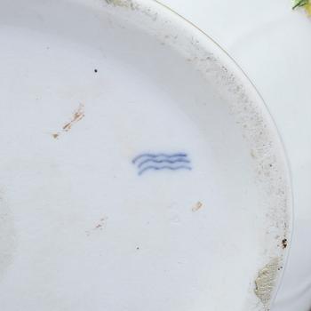 TERRIN, porslin, rokokostil, Kunglig Dansk, sannolikt 1800/1900-tal.