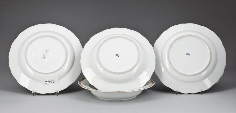 TALLRIKAR, fyra stycken, porslin. Meissen, 2:a sortering.
