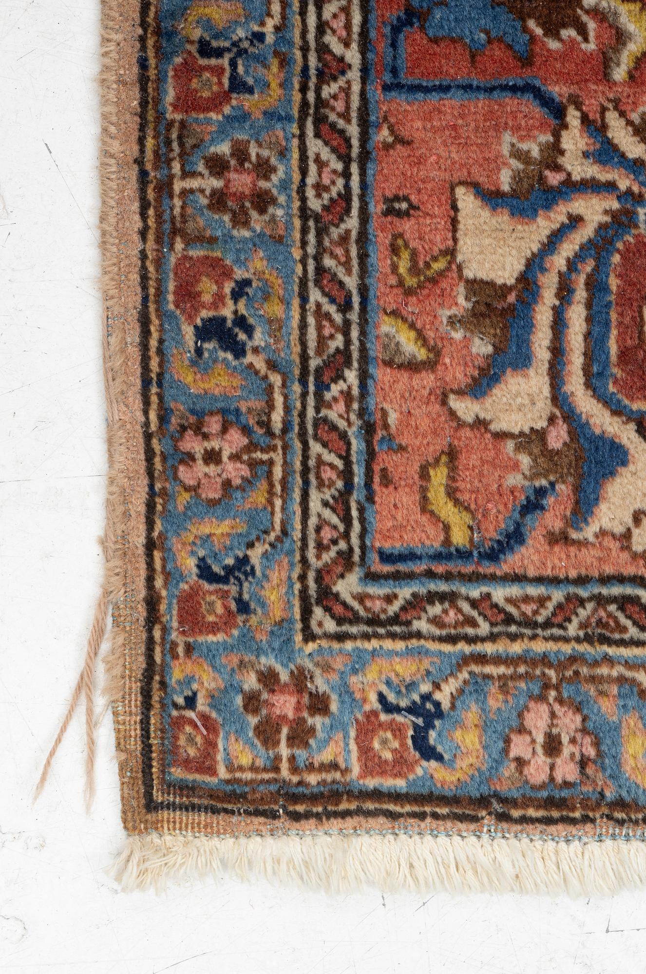 Rug, Tabriz, semi-antique, approx. 290 x 195 cm.
