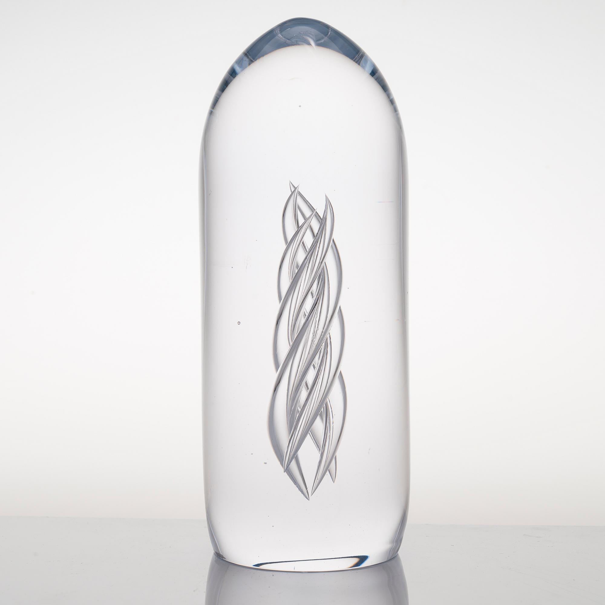 KARI ALAKOSKI, a 'Twist' glass sculpture, signed Kari Alakoski 2017. Glass Studio Mafka & Alakoski.