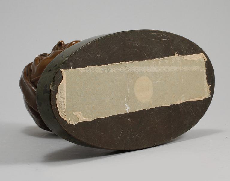 SKULPTUR, patinerad brons och sten, 1900-tal.