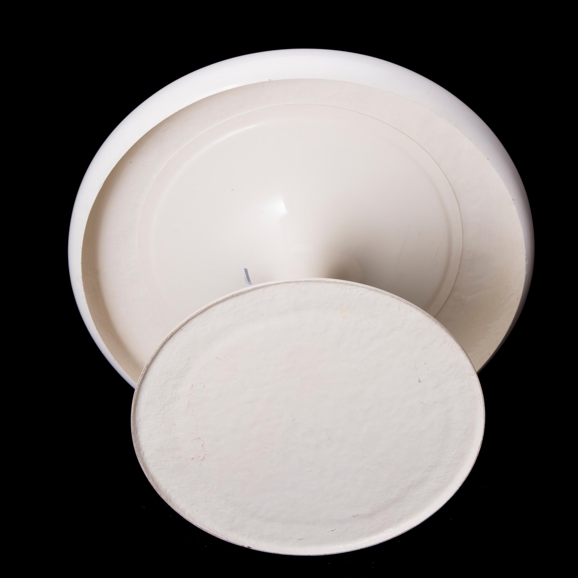 EERO AARNIO, KANTARELLBORD. Formgivet 1966. Tillverkare Artkeno för Asko Oy.