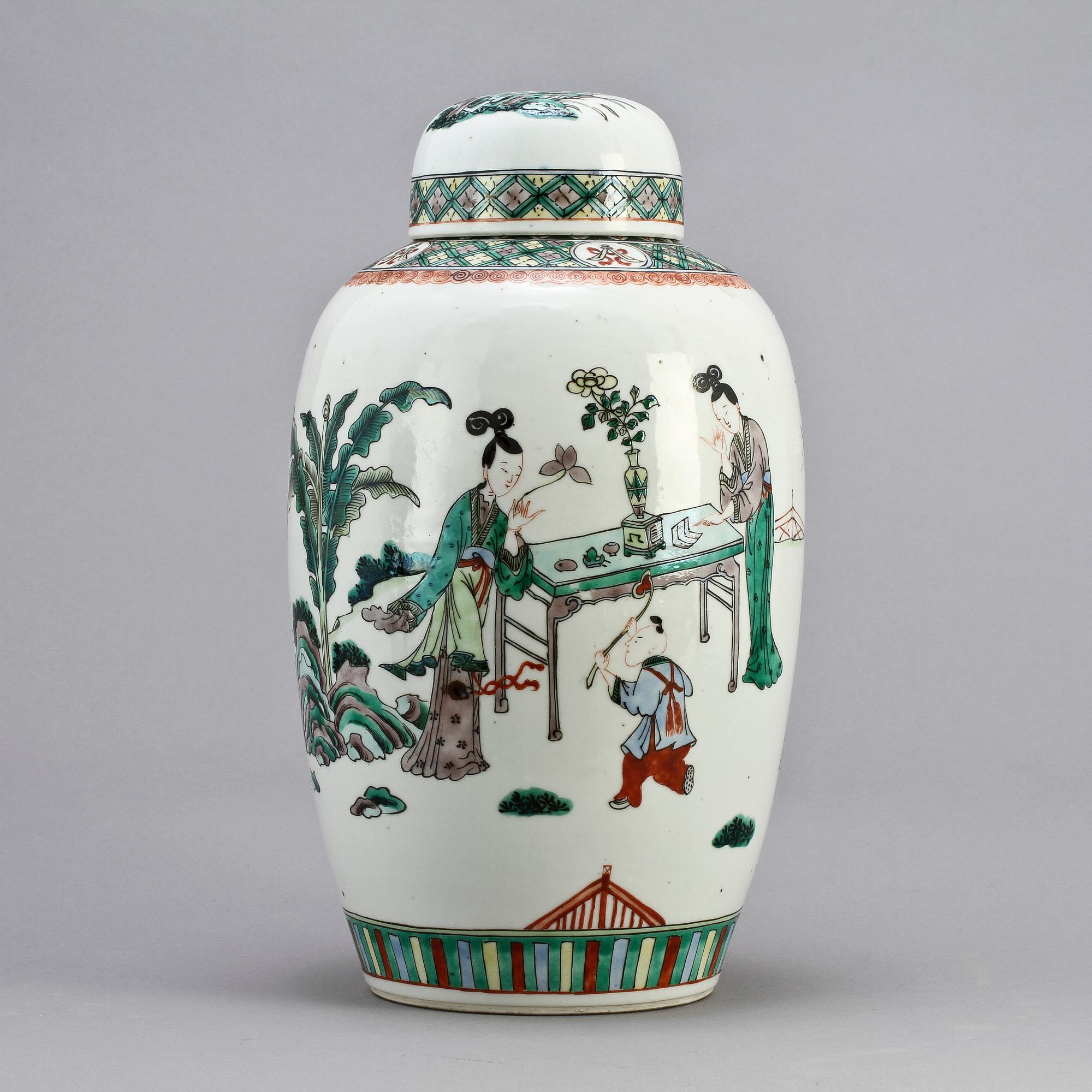 LOCKURNA, porslin, Kina, 1800-tal.