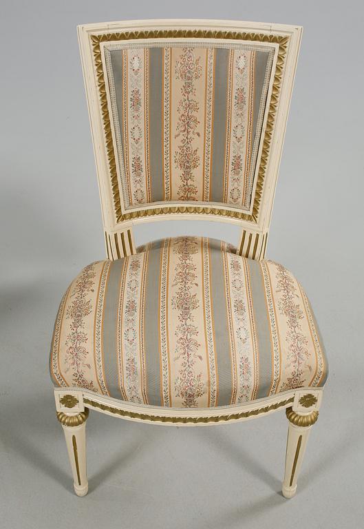STOLAR, ett par, gustaviansk stil, 1900-talets andra hälft.