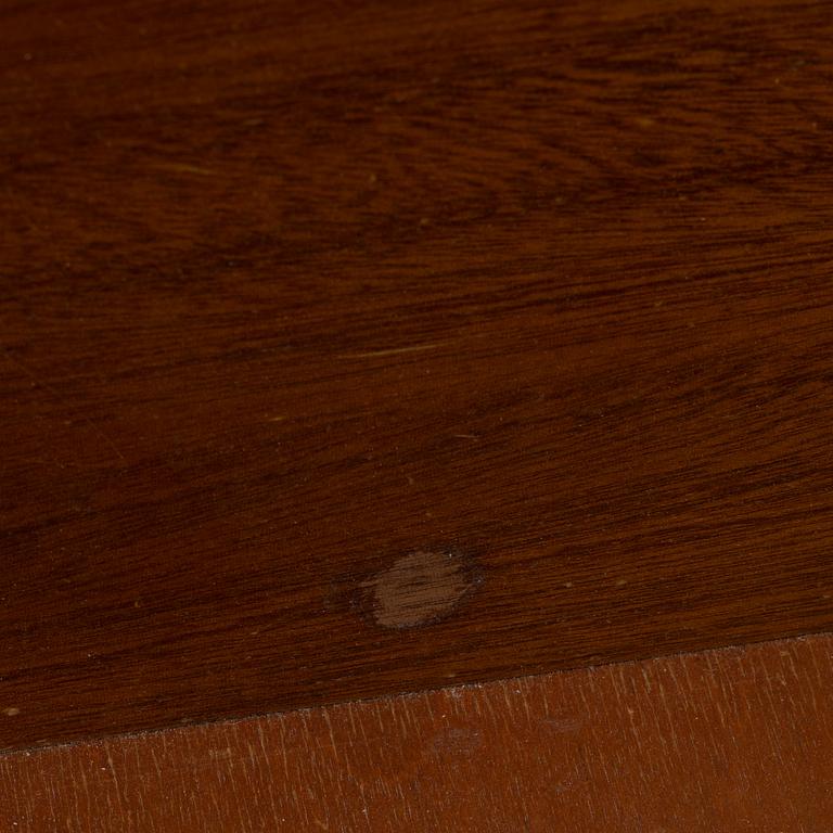 Josef Frank, Wall shelf, model B 2085, Svenskt Tenn.