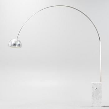 Achille & Pier Castiglioni, floor lamp, "Arco" for Flos, Italy, end of the 20th century.