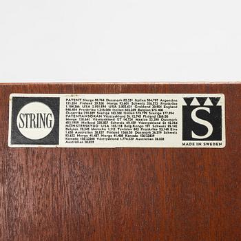 Nils Strinning, hyllsystem, "String/BFB hyllan", String Design AB, 1960-tal.