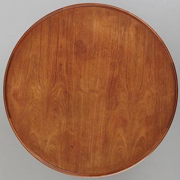 Tove & Edvard Kindt-Larsen, a walnut coffee table, Denmark 1950's.