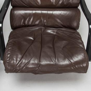 Yrjö Kukkapuro, a pair of 'Remmi' lounge chairs for Haimi, 1970s.