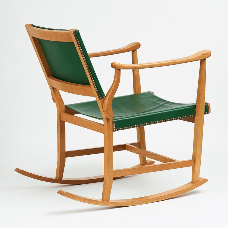 Josef Frank, gungstol, Firma Svenskt Tenn, modell 2220, 1950/60-tal.