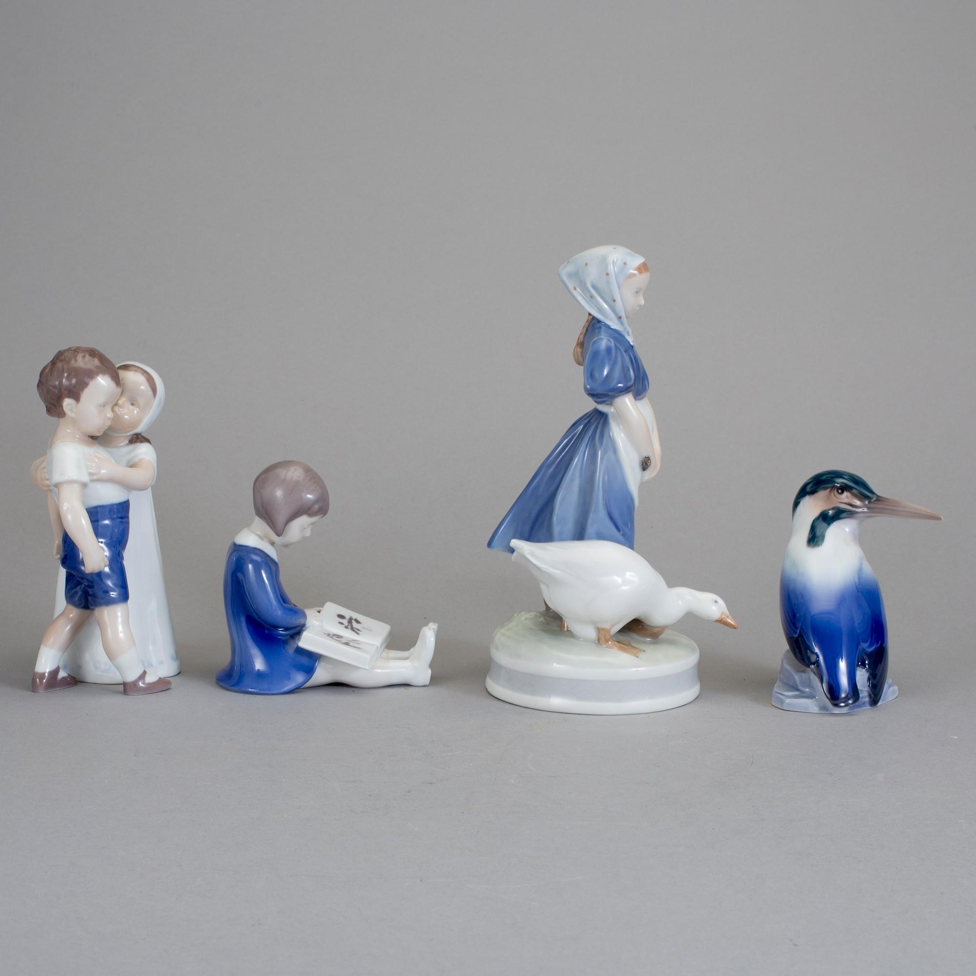 FIGURINER, 4 st, porslin Bing & Gröndahl samt Kunglig dansk, 1900-tal.