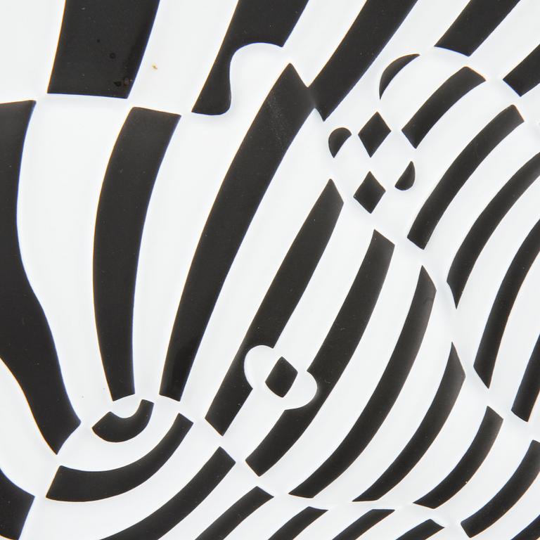 VICTOR VASARELY, a porcelian dish for Rosenthal, signd and numbered 916/3000.