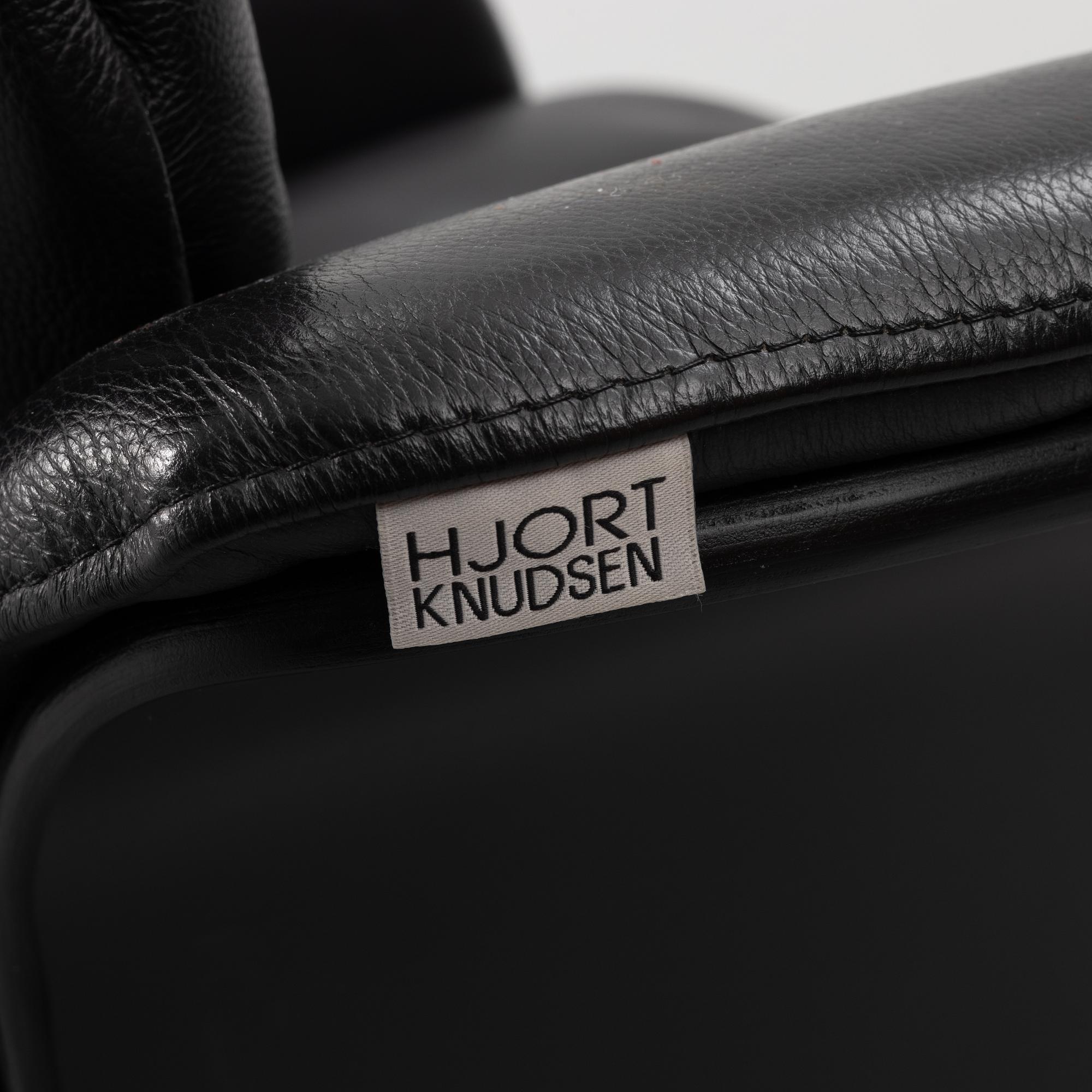 Hjort Knudsen, fåtölj och fotpall, Danmark.