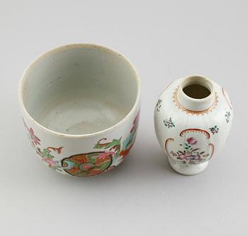 SKÅL samt TEDOSA, porslin, Kina, 1700-tal.