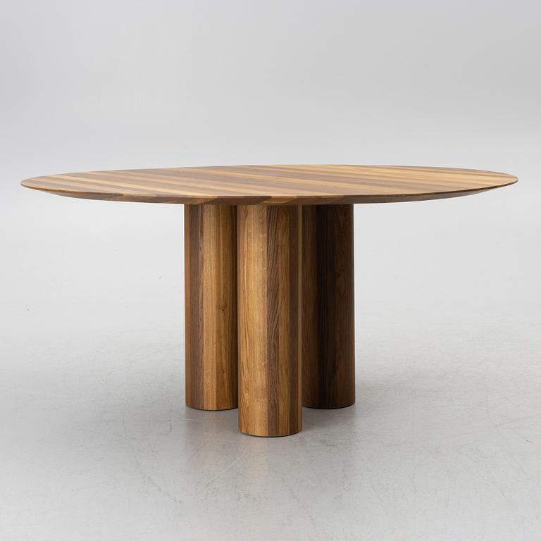 Matti Carlsson, a 'Hommage Grand" dining table, Tre sekel, 2010'/20's.