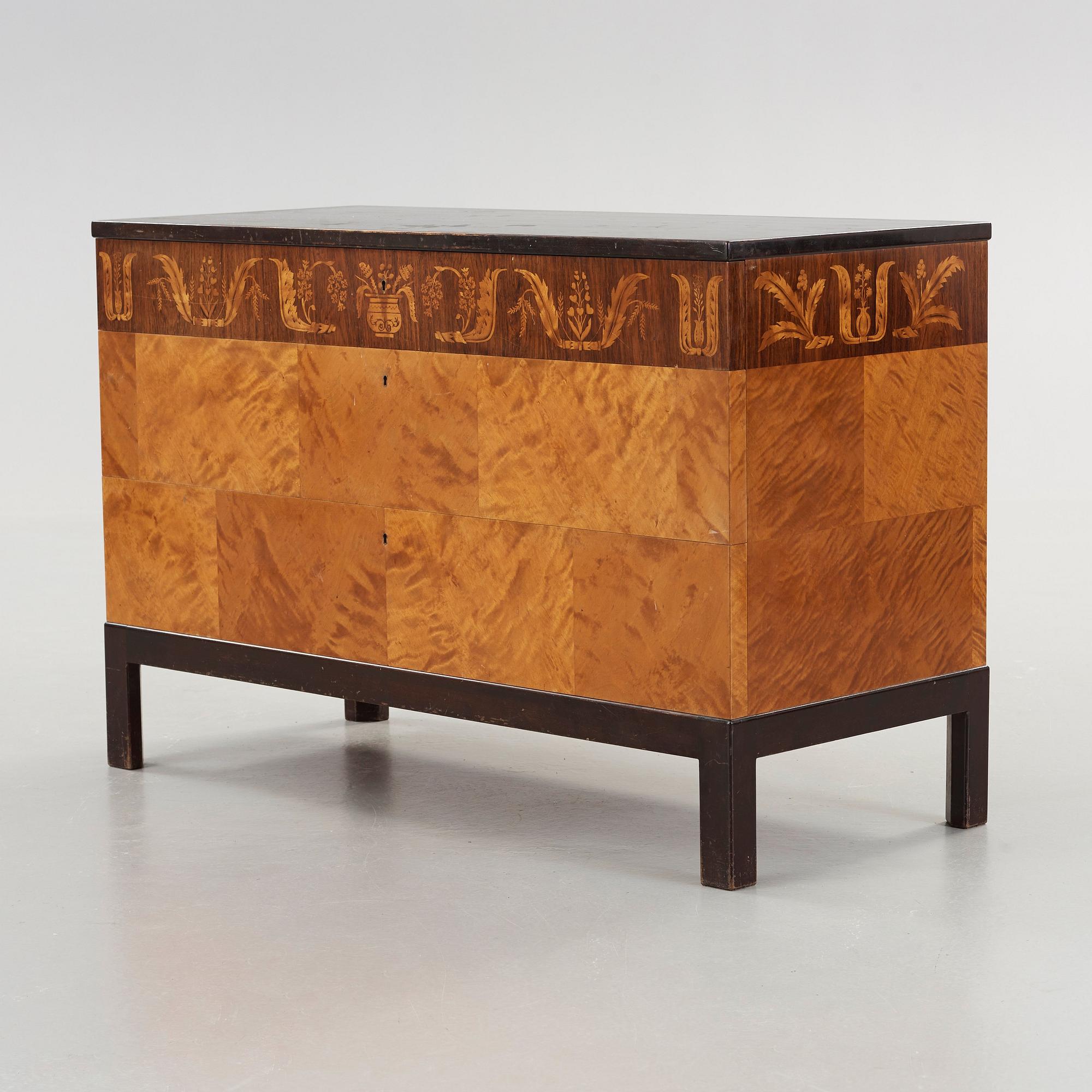 Carl Malmsten, a chest of drawers, Swedish Grace, Sweden 1920-30's.