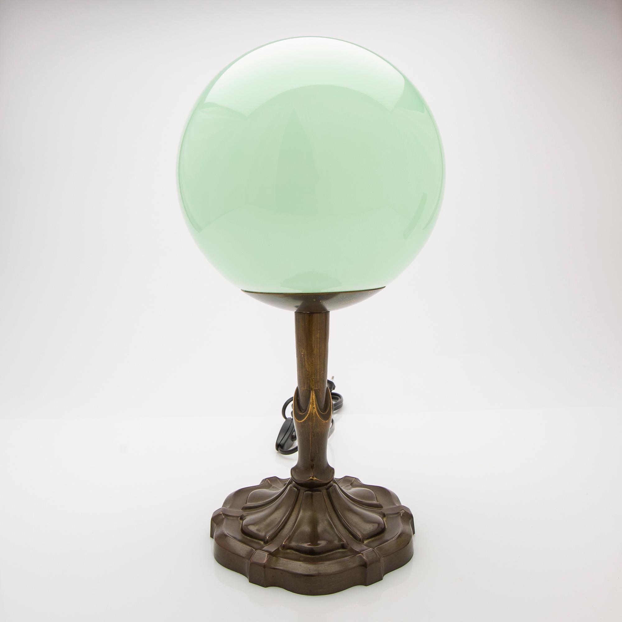 Table lamp, first half of the 20th century.