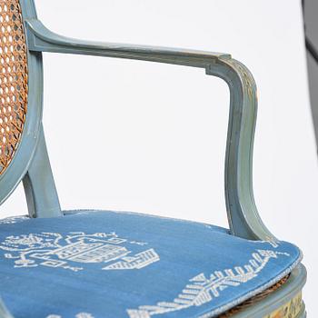 Carl Malmsten, a pair of Swedish Grace chairs, cabinetmaker Albin Johansson, Stockholm, for Villa Kvikkjokk, 1927.