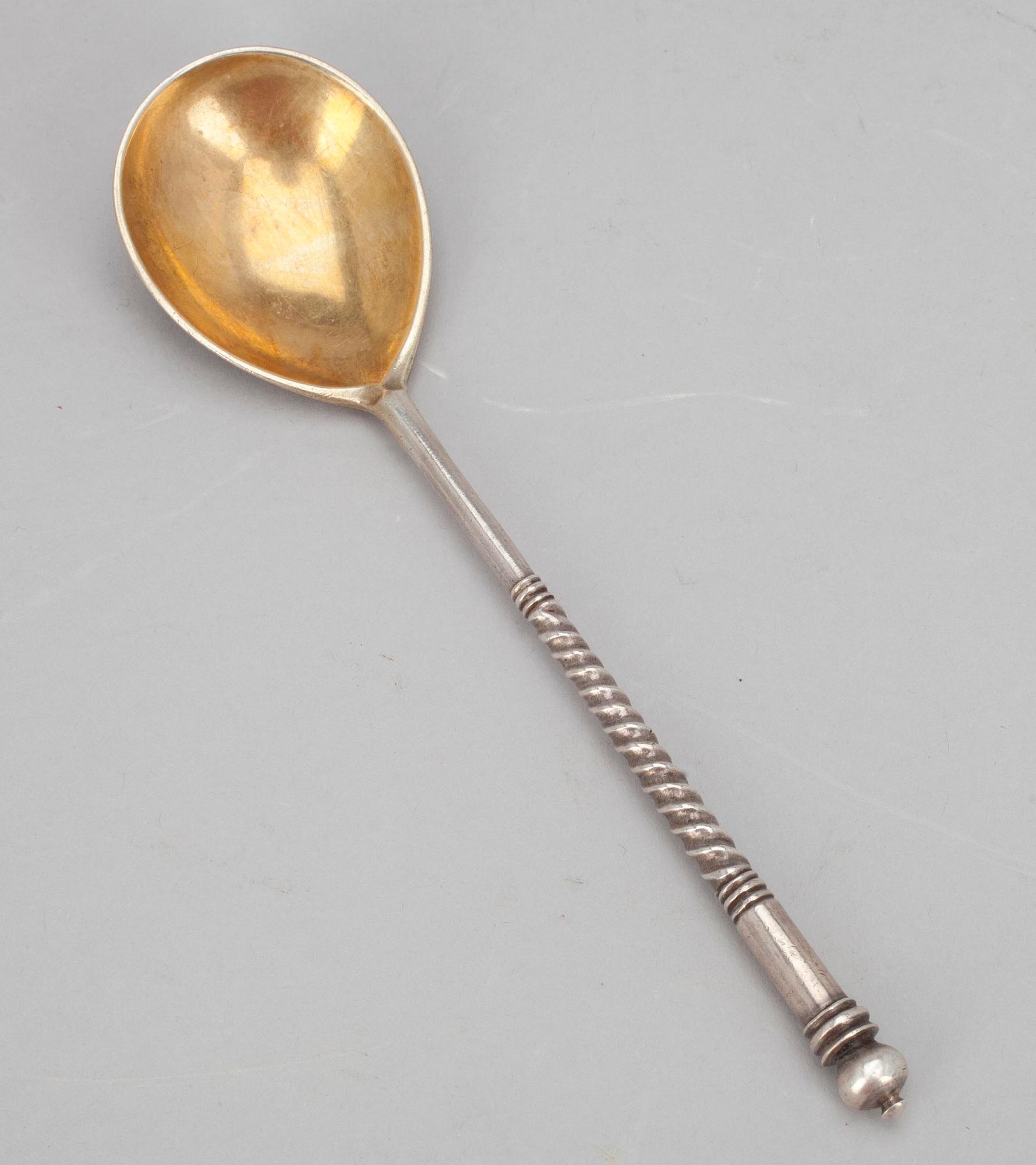 LUSIKKA, hopeaa, Venäjä 1893. Paino 45 g.