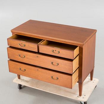 A 1910/20s "Forsnäs" chest of drawers by Nordiska Kompaniet.