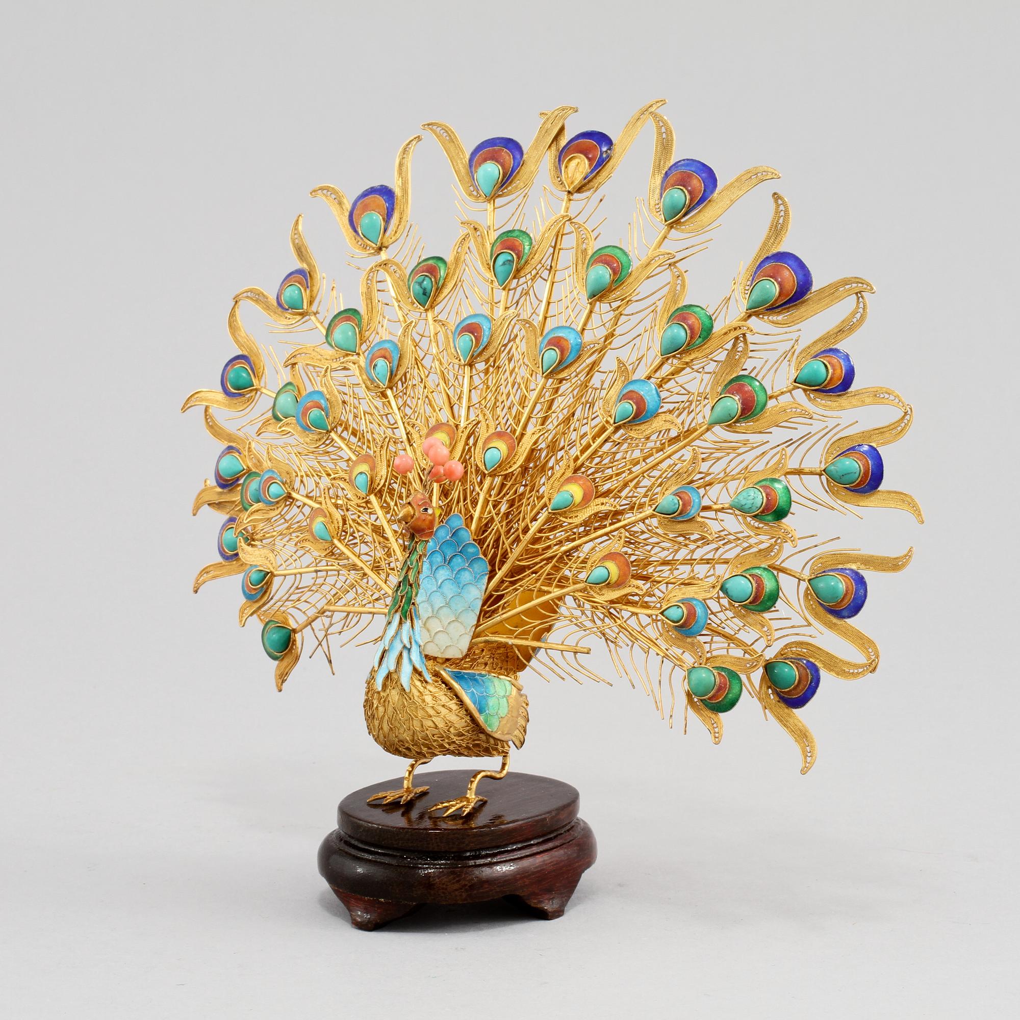 FIGURIN, förgyllt silver, troligen Kina, 1900-talets andra hälft.