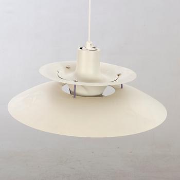 Poul Henningsen, taklampa, "Ph5", Louis Poulsen, Danmark.
