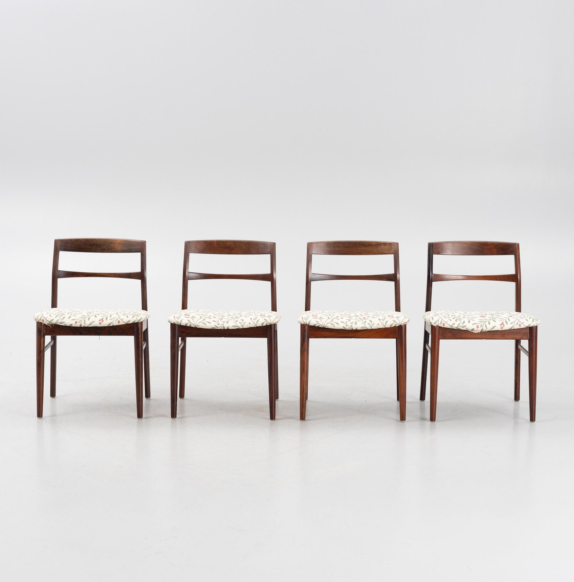 A Rosewood dining table and four chairs, Denmark. 1960-tal.