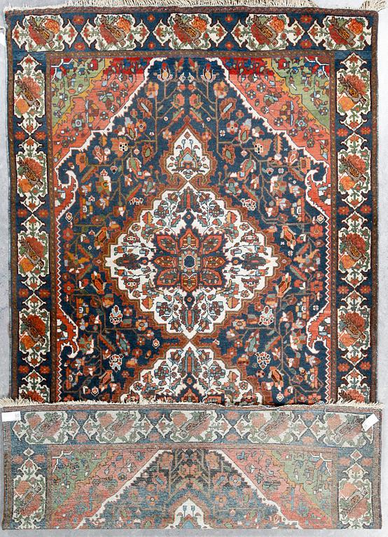 MATTA, semiantik, Bakthari, ca 335x190 cm.