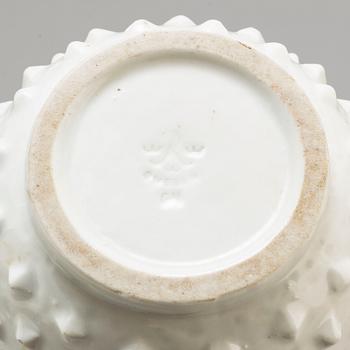 GUNNAR NYLYND, a whiteglazed stoneware vase, from Rörstrand.