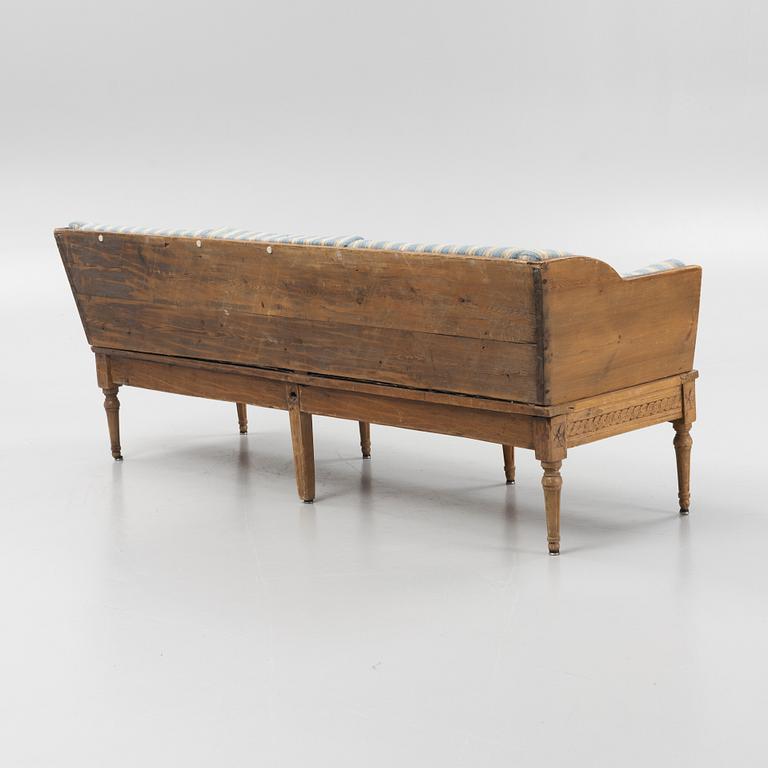 A Gustavian sofa, early 19th cenutyr.